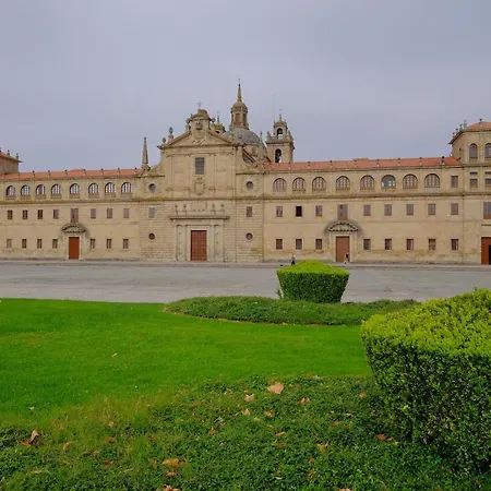 度假居 Casa Turistica Viladonatus Doade